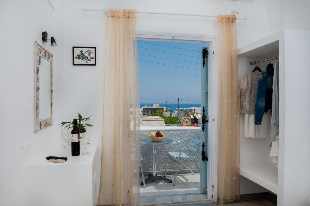 Join Us Low Cost Rooms Kamári Exterior foto